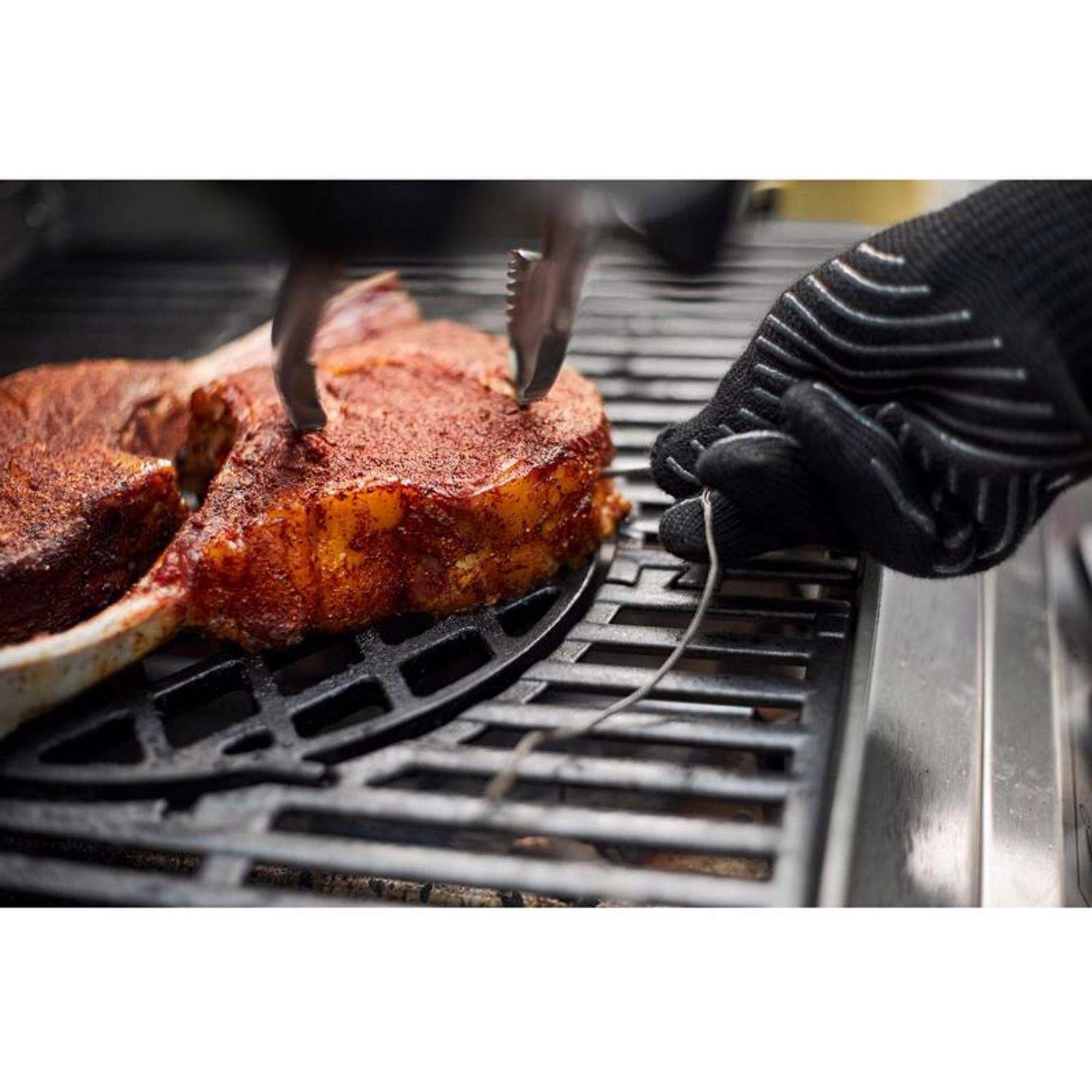 Weber Premium Fabric Grilling Glove 6.7 In. W 1 Pk 6 Weber Premium Fabric Grilling Glove 6.7 In. W 1 Pk - Image 4