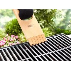 Weber Grill Scraper 7.5 In. H X 17.25 In. L X 5.5 In. W 1 Pk -Grill Masters Outlet 3466934f 9975 4afd bf51 ca6e3efcc39c