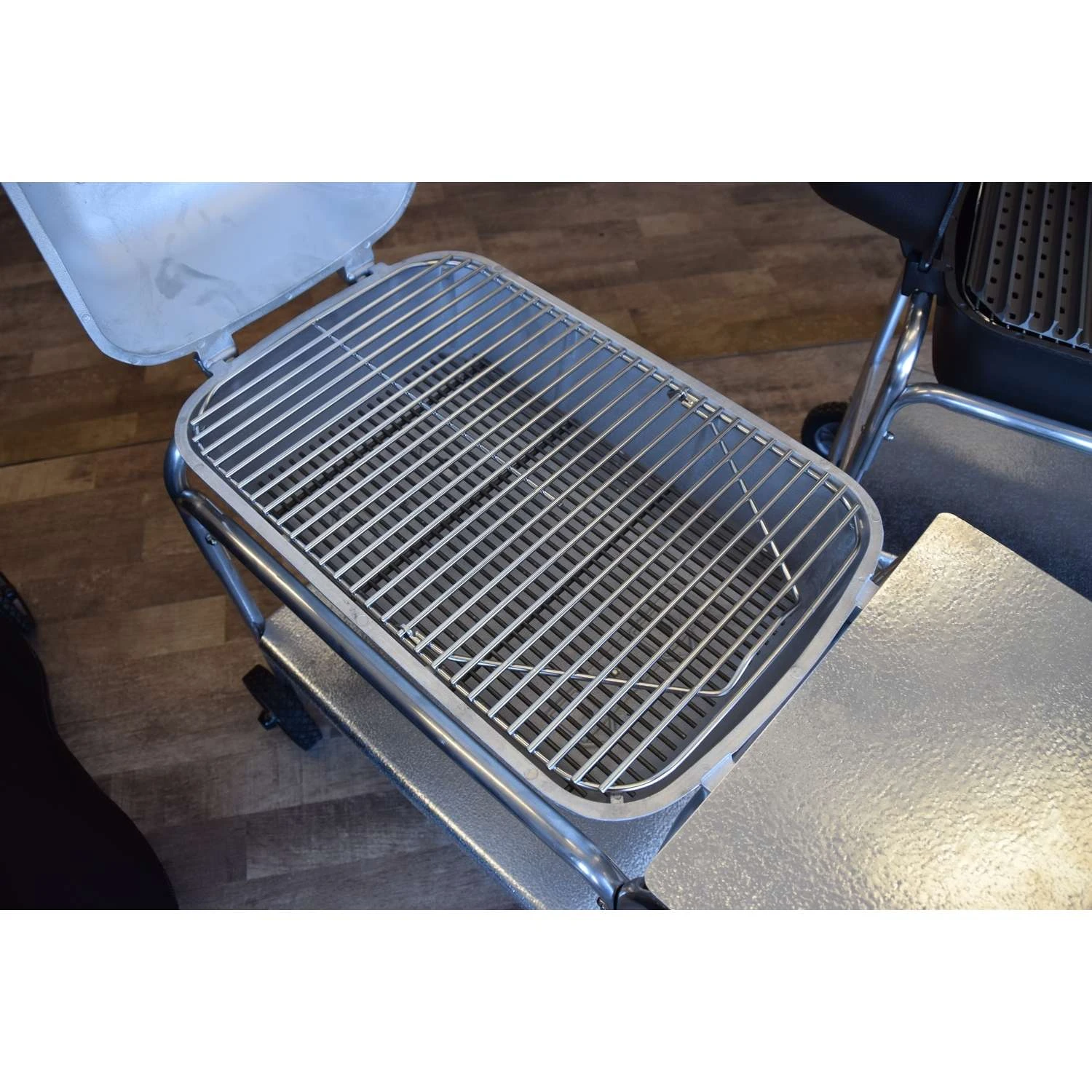 PK Grills Hinged Grill Grate 21.5 In. L X 14.25 In. W 4 PK Grills Hinged Grill Grate 21.5 In. L X 14.25 In. W - Image 2
