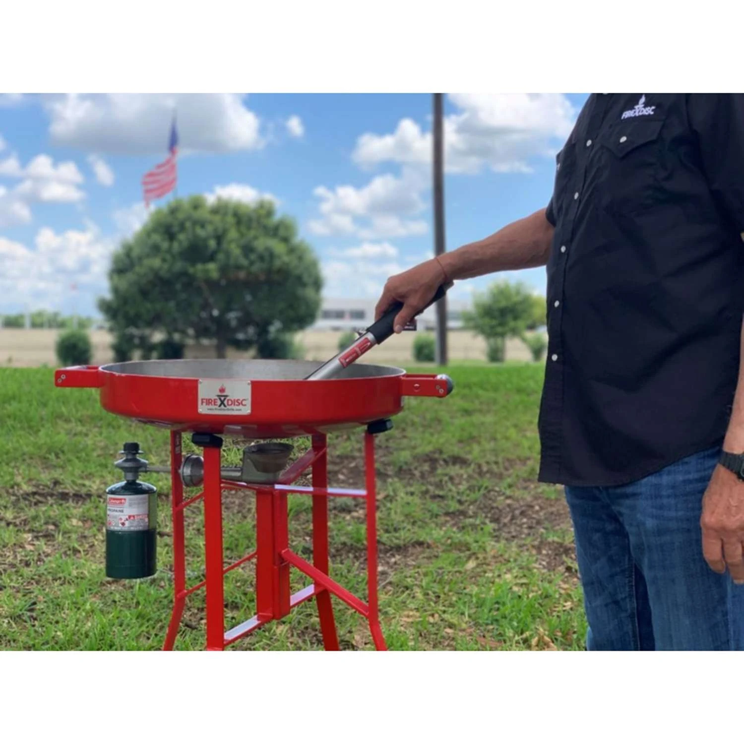 FireDisc Ultimate Gripping Weapon Stainless Steel Black/Silver Grill Tongs 1 Pc 7 FireDisc Ultimate Gripping Weapon Stainless Steel Black/Silver Grill Tongs 1 Pc - Image 5