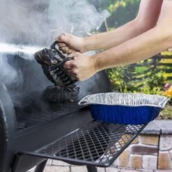 Oklahoma Joe's Plastic Meat Shredder 4.5 In. W 2 Pc -Grill Masters Outlet 6ddb1a1d bde7 4c82 beda e8160197eb48