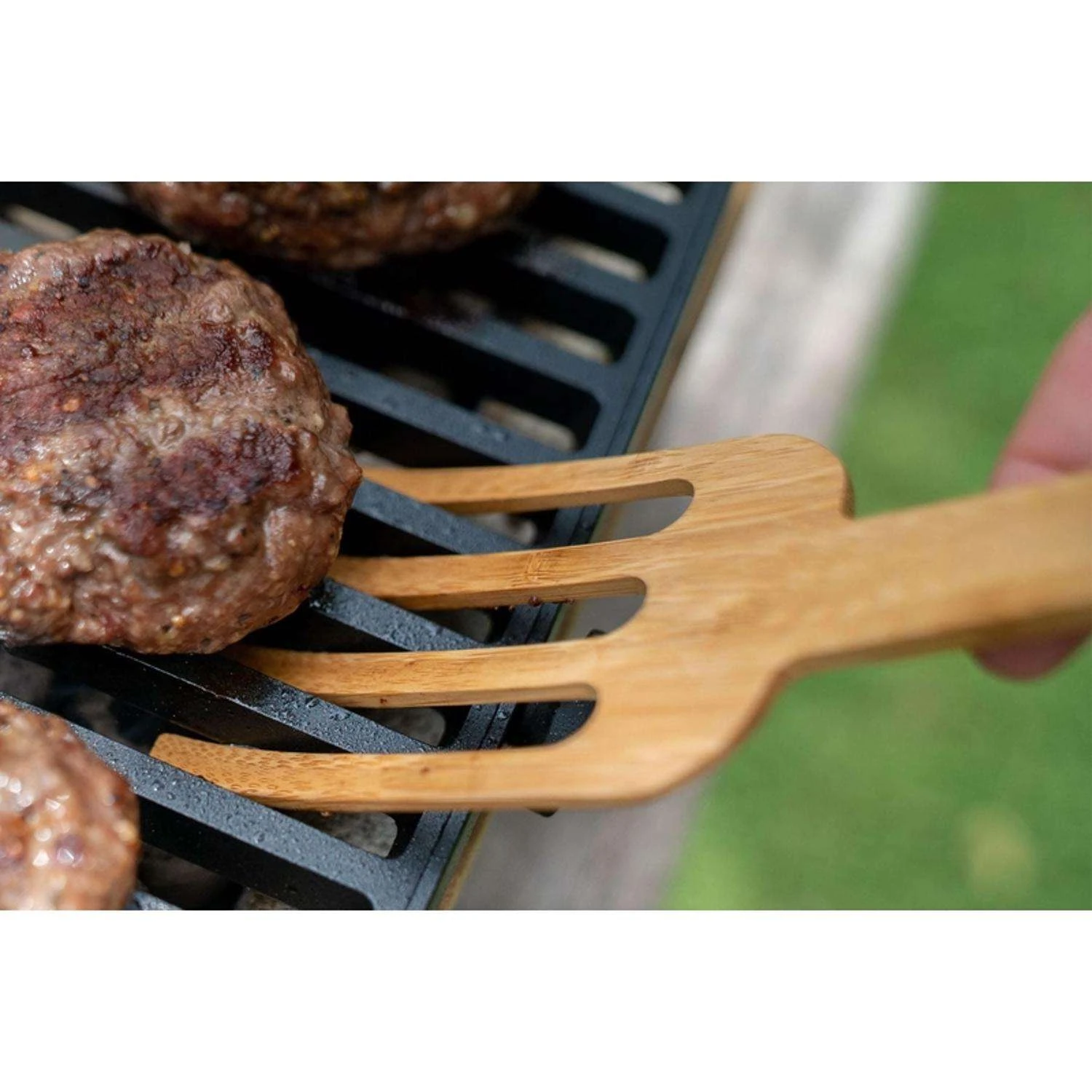 Fire & Flavor Hero Charcoal Grill Black 6 Fire & Flavor Hero Charcoal Grill Black - Image 4