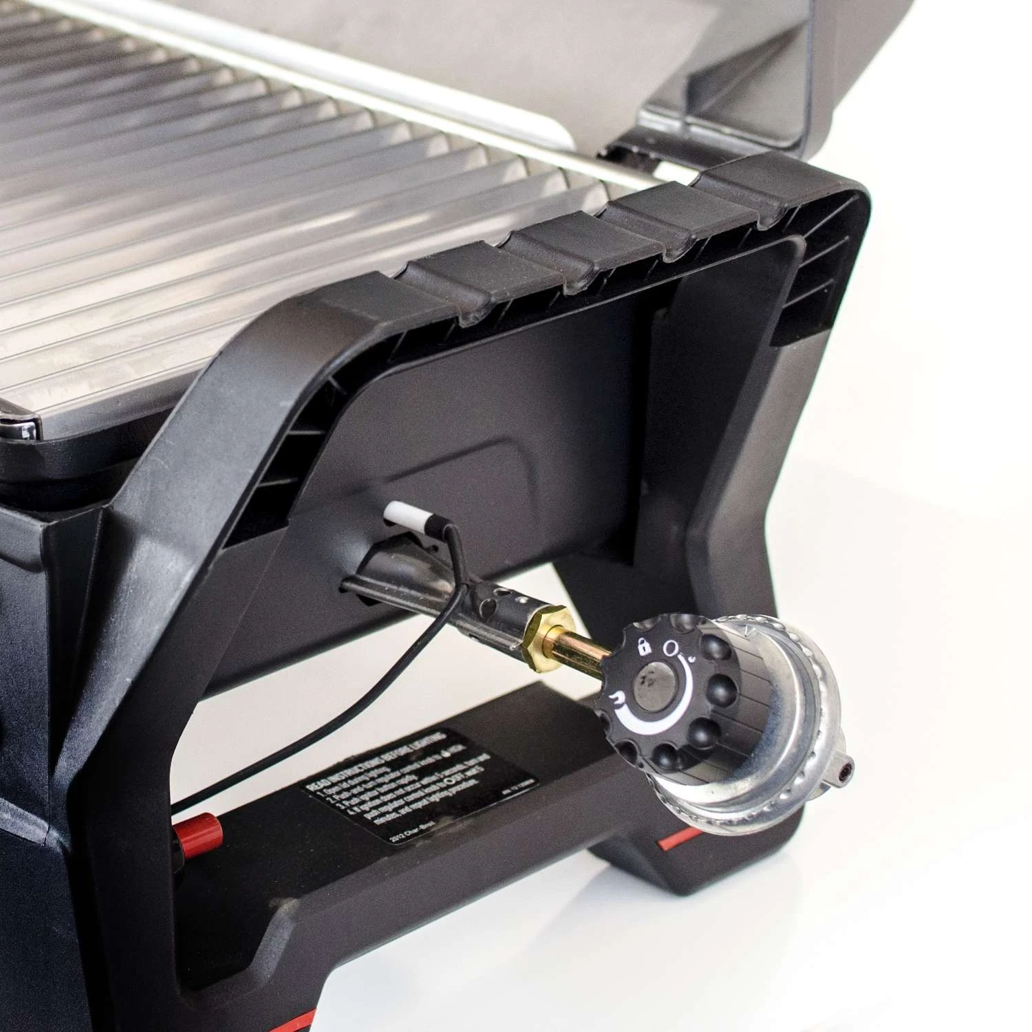 Char-Broil Grill2Go X200 1 Burner Liquid Propane Grill Black 6 Char-Broil Grill2Go X200 1 Burner Liquid Propane Grill Black - Image 4