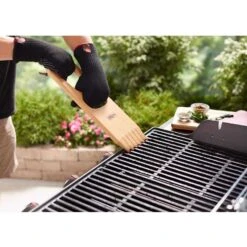 Weber Grill Scraper 7.5 In. H X 17.25 In. L X 5.5 In. W 1 Pk -Grill Masters Outlet aae8b64f d086 4356 89fd a522ec20d63a