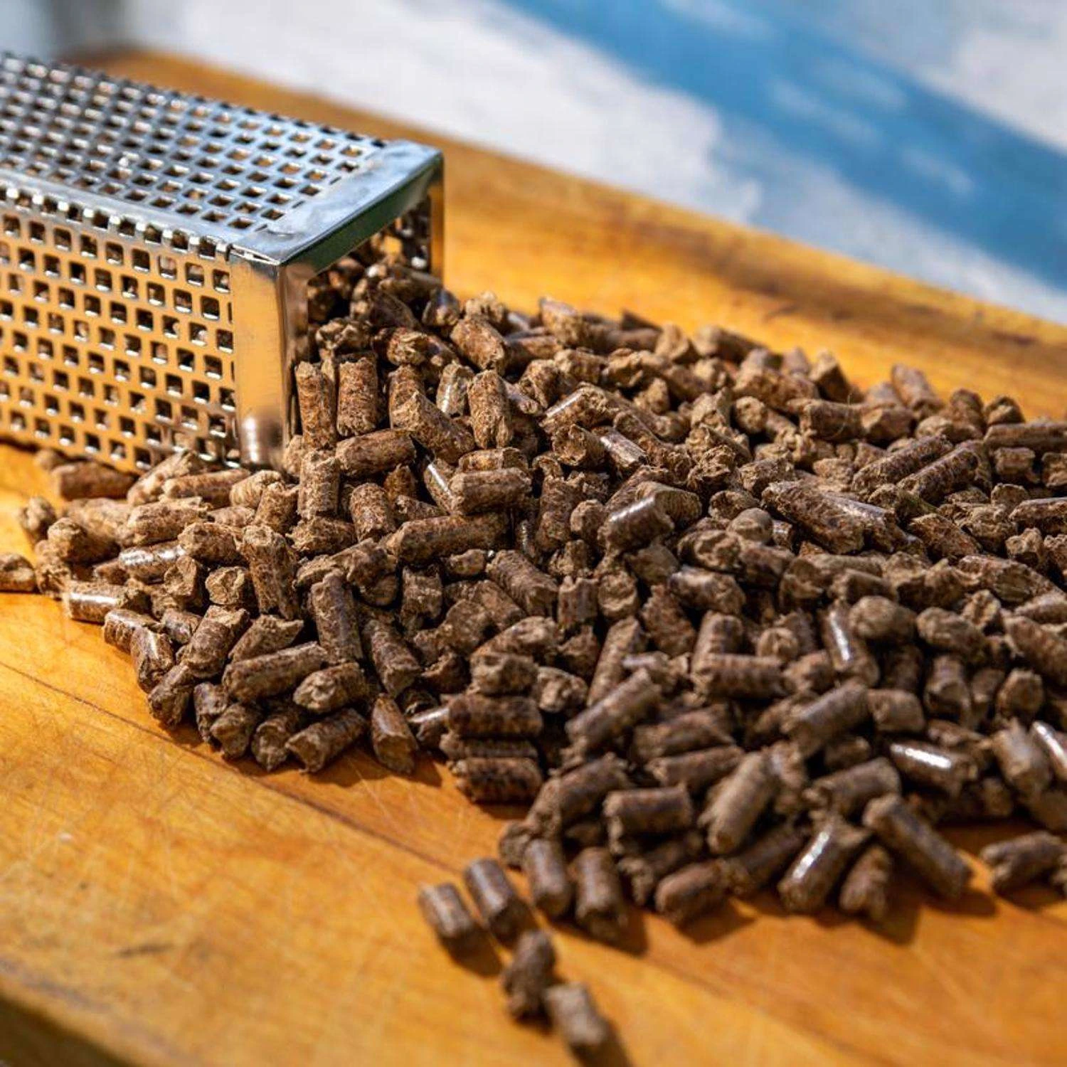 Griller's Gold All Natural Hickory BBQ Wood Pellet 20 Lb 5 Griller's Gold All Natural Hickory BBQ Wood Pellet 20 Lb - Image 3