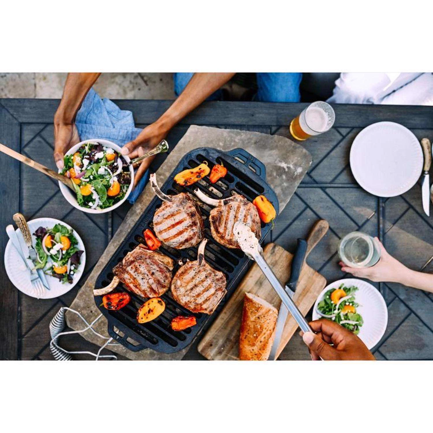 Lodge 9 In. Sportsman's Pro Charcoal Grill Black 4 Lodge 9 In. Sportsman's Pro Charcoal Grill Black - Image 2