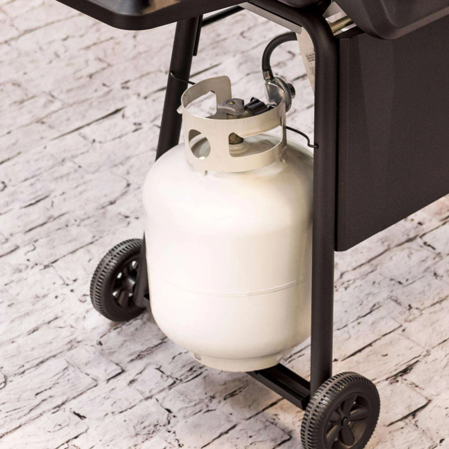 American Gourmet 3 Burner Liquid Propane Grill Black 9 American Gourmet 3 Burner Liquid Propane Grill Black - Image 7