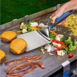 Razor Stainless Steel Silver Grill Spatula 1 Pk -Grill Masters Outlet fb6aa090 0929 4c8c 8bc0 d63a67ebe03c